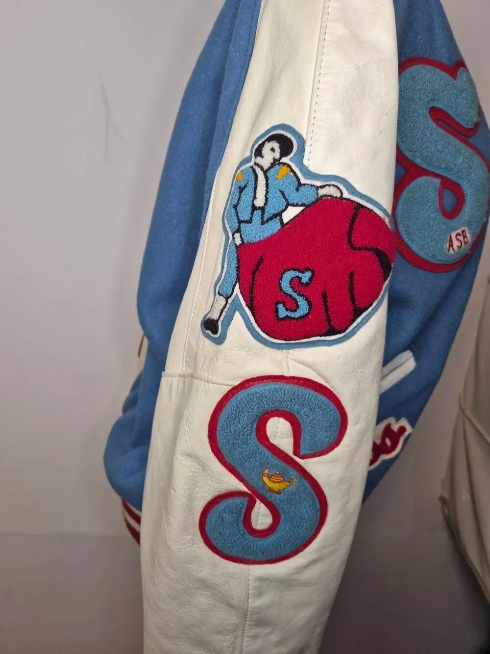 DeLong Varsity jacket - Picture 4 of 11